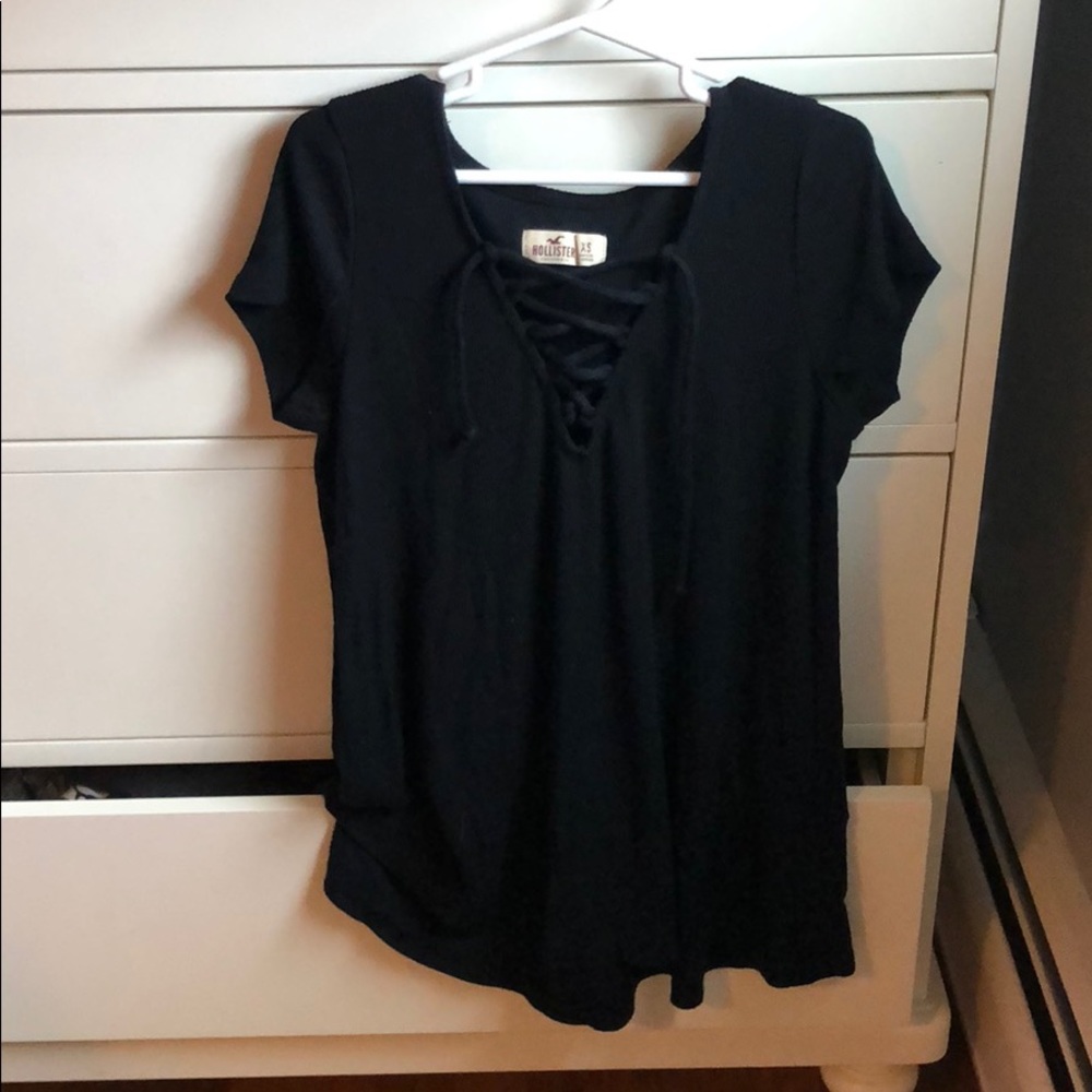 Hollister T-Shirt